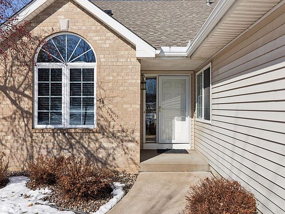 3rd image of 6604 Chadwick Dr