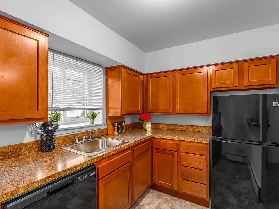 Haverford Apartments