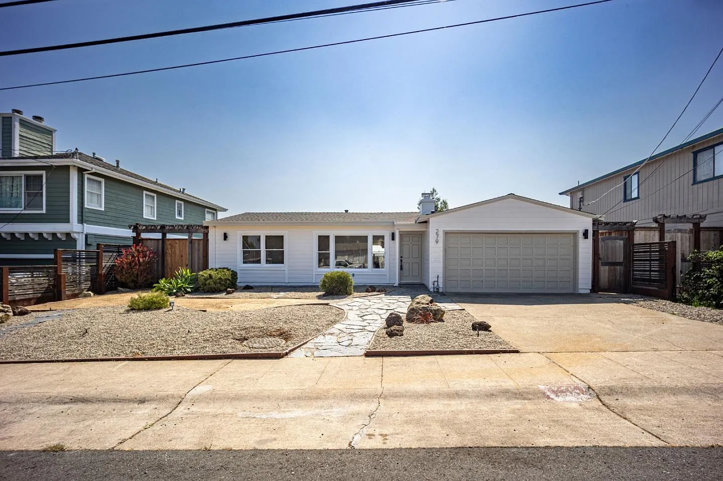 279 La Casa Ave photo 1