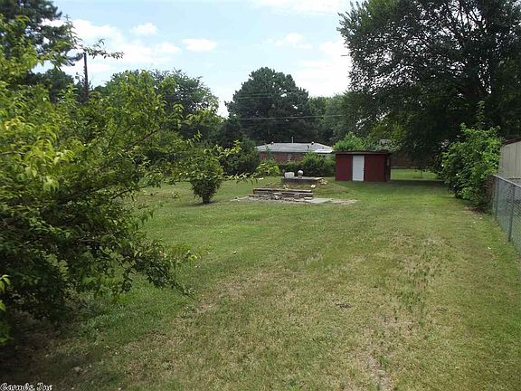 5th image of 1020 Southeastern Ave