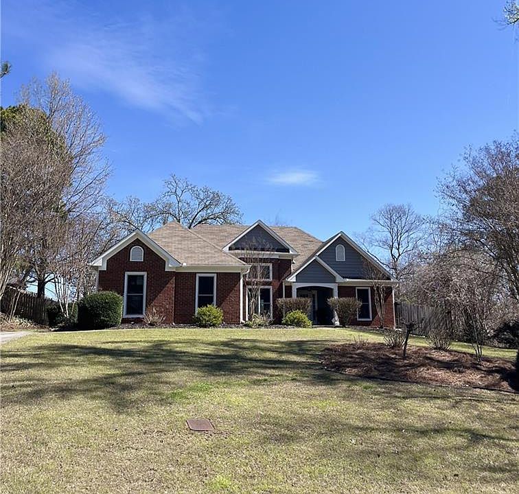 1st image of 2195 Oakpointe Ct
