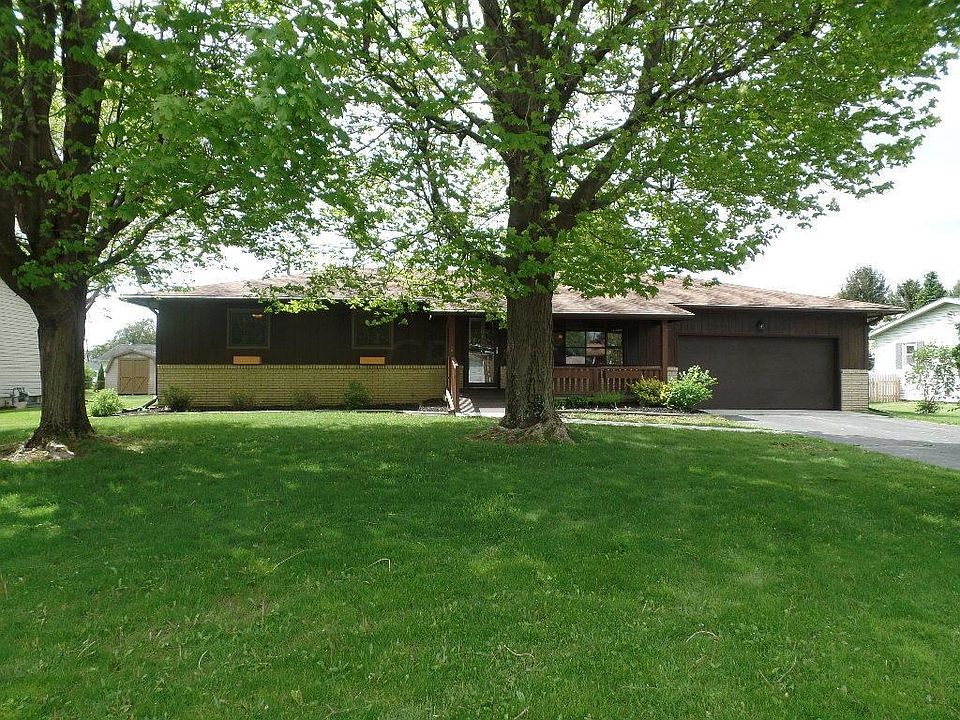 1st image of 107 Gregory Dr