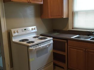 879 Nottingham Rd, Grosse Pointe Park, MI 48230