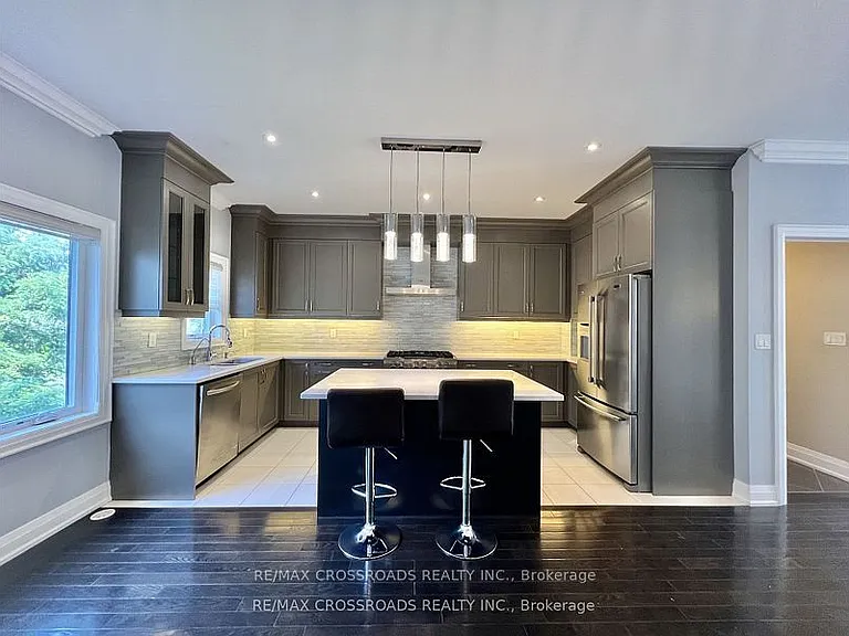 45 Plowman Ln — Photo 10
