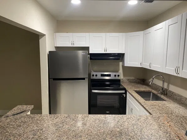207 NW 32nd Ct, Pompano Beach, FL