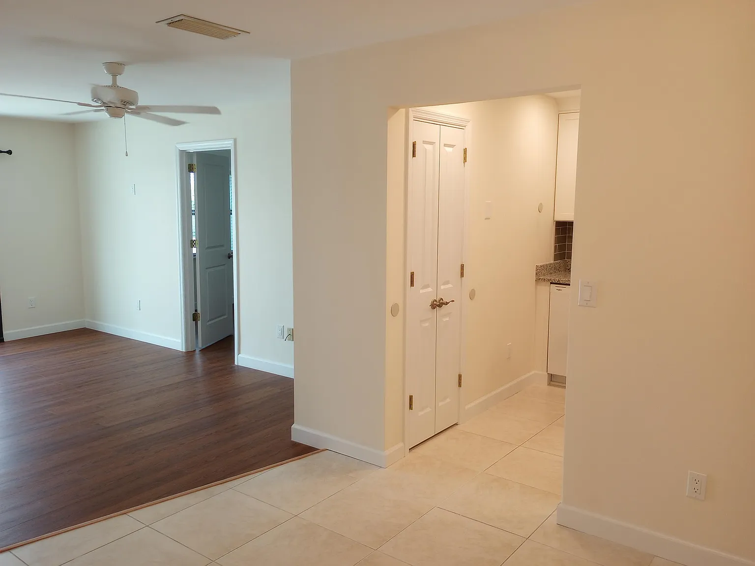 2 bed, 2.0 bath, 875 sqft, $1,770 — Photo 2