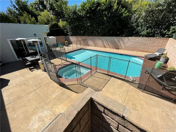 (undisclosed Address), Canoga Park, CA 91303