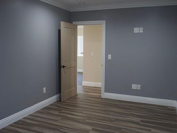 3rd image of 546 Hargrave St