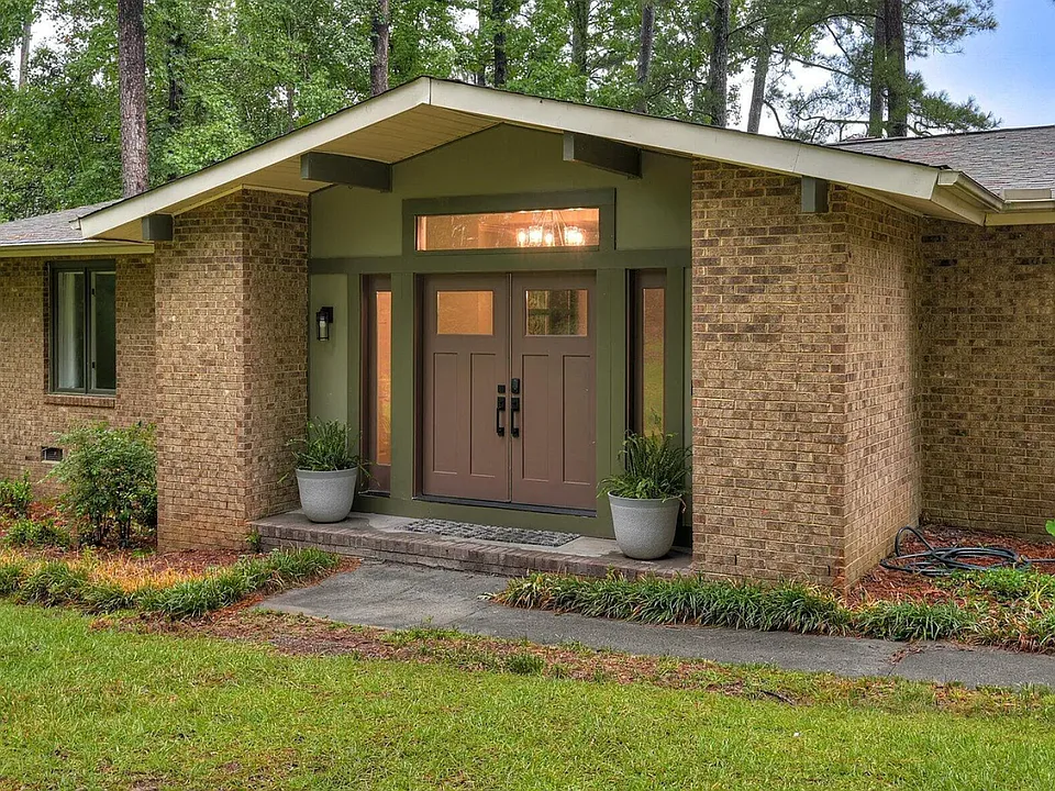 30 Plantation Hills Dr