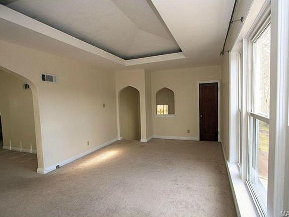 5th image of 6226 Loran St