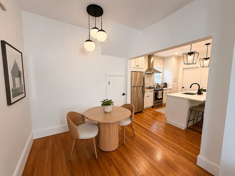 55 Lowell St #1A — Photo 5
