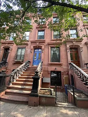 Rented by Compass | media 2