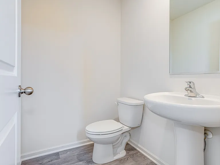 2131 Sassafras Way #D — Photo 5