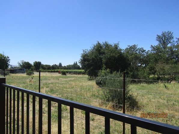 170 Willow Green Pl, Santa Rosa, CA 95403