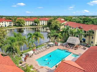 8244 Key Royal Cir APT 611, Naples, FL 34119