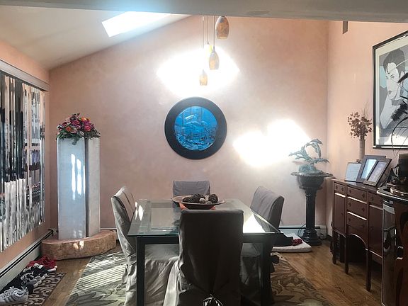 5th image of 15 Laurelton Ave