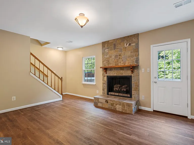 8608 Rocky Gap Ct — Photo 13