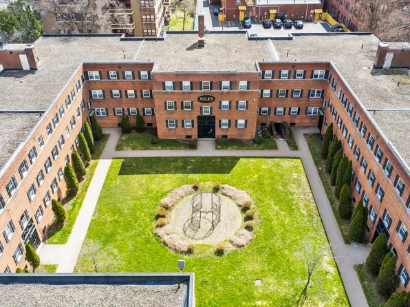 41-318 Niles St, Hartford, CT