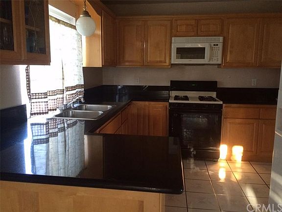 3rd image of 1625 Kirby Ct