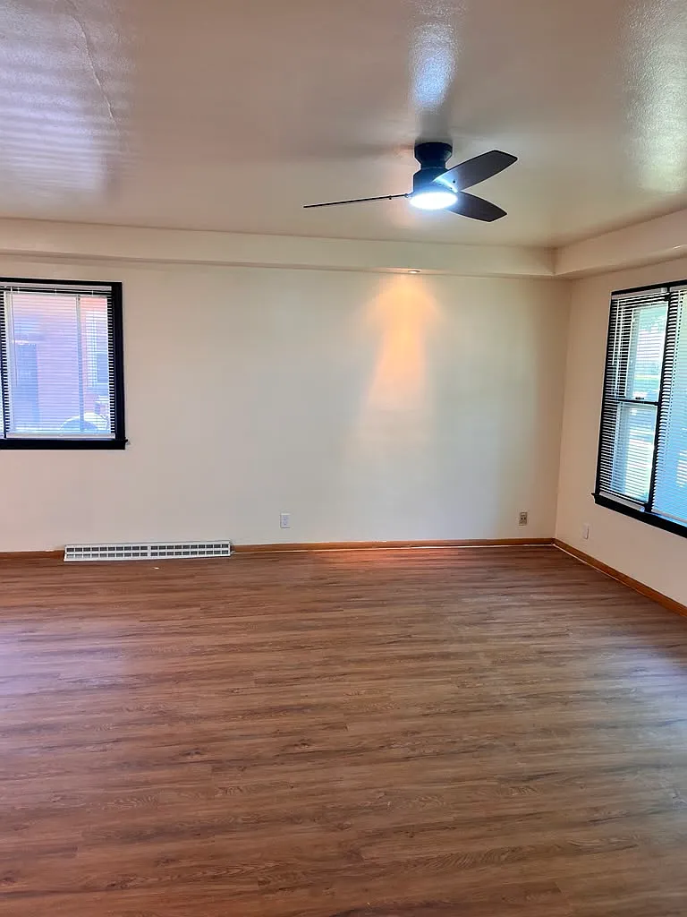 3 bed, 1500 sqft, $1,500 — Photo 3