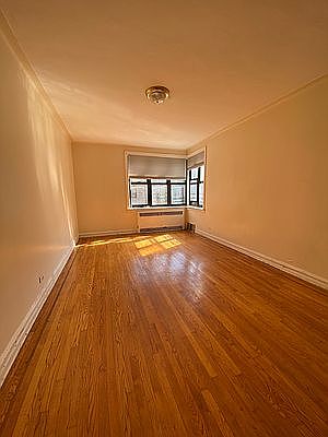 5th image of 45 Hawthorne St APT 2C