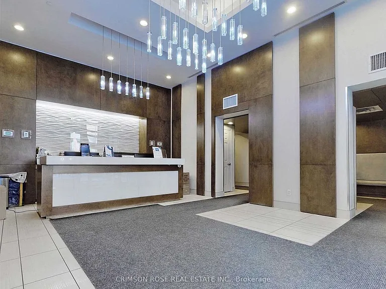 2212 Lake Shore Blvd W #1206 — Photo 4