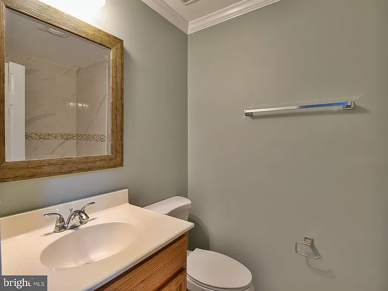 2010 Alice Ave #101 — Photo 23