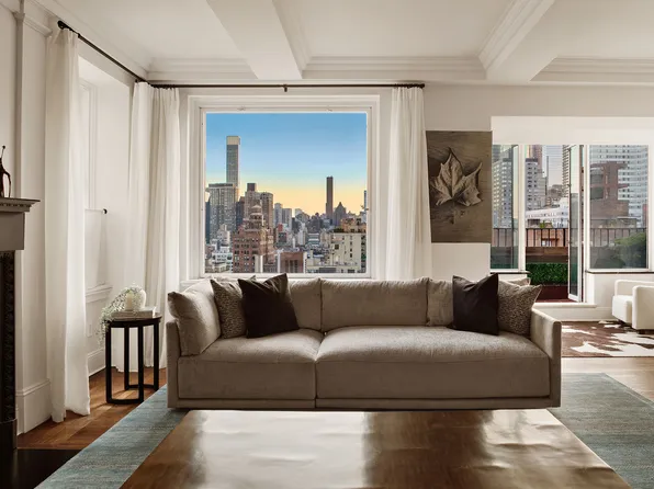 320 East 72nd Street image 17 of 22