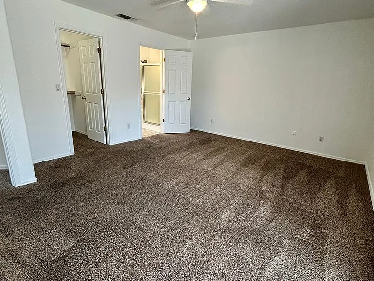 1668 Riverbelle Dr — Photo 13