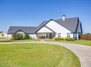 733 Fm 2652, Graham, TX 76450