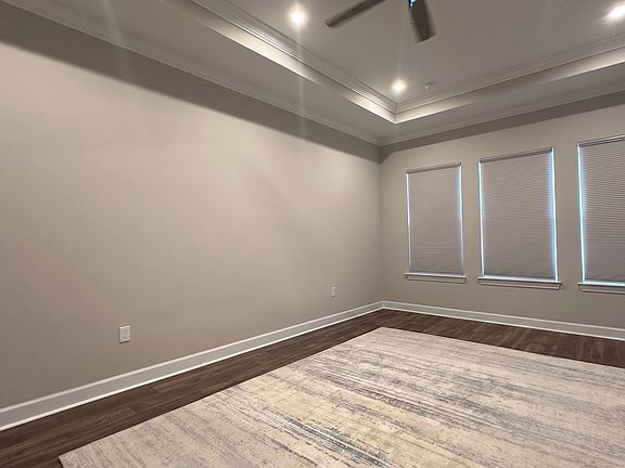 5th image of 6875 Broglie St