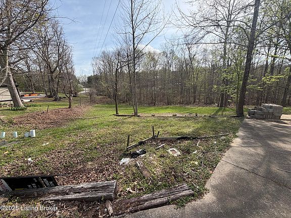 5th image of 203 Kaufman Rd