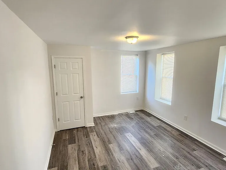 2015 Jefferson St — Photo 19