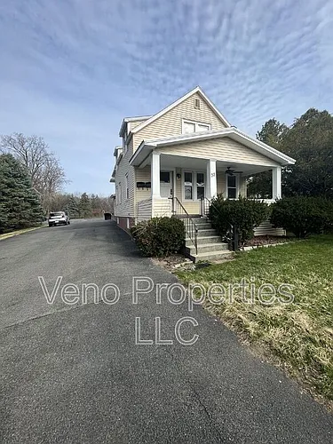 32 Russell Rd #2B Photo 1