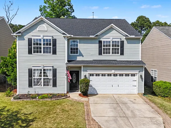 141 Jasper Point Dr, Holly Springs, NC 27540