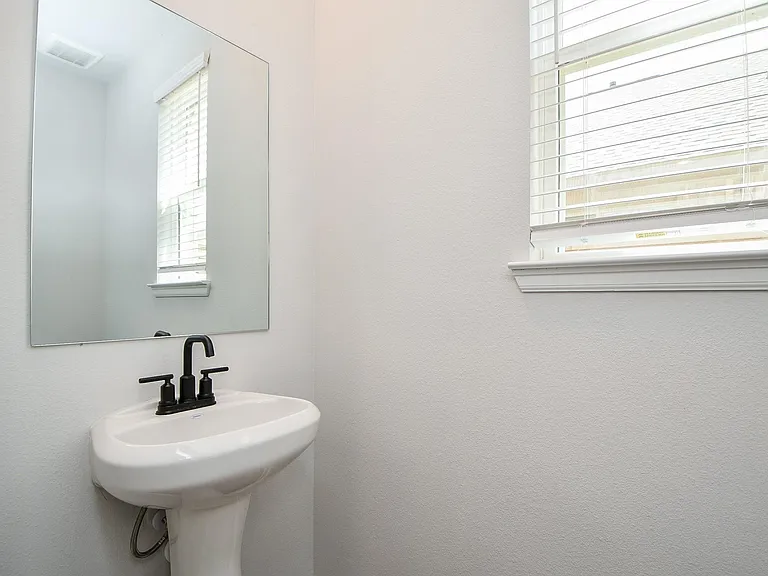 12931 California Palm Ct — Photo 26