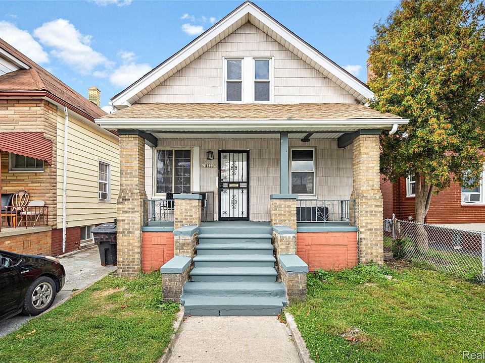 1st image of 12333 McDougall St