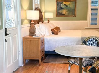 637 E Main St, Ashland, OR 97520