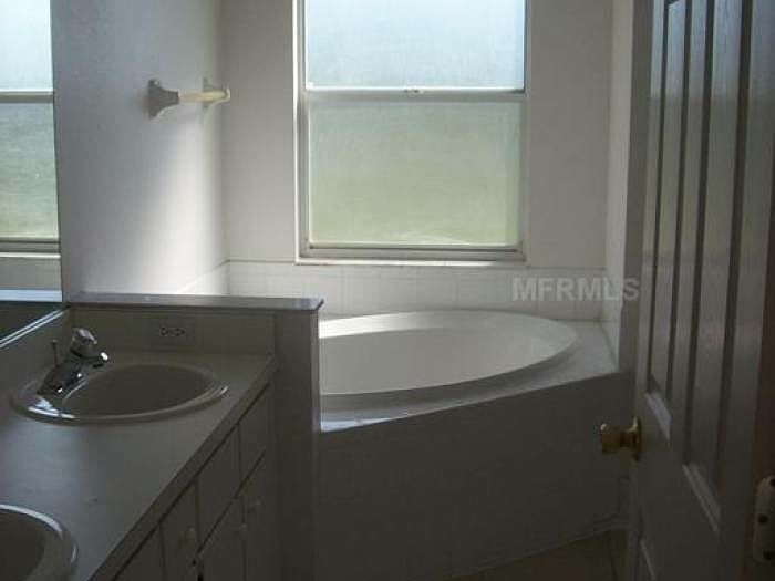 1st image of 13734 Glasser Ave