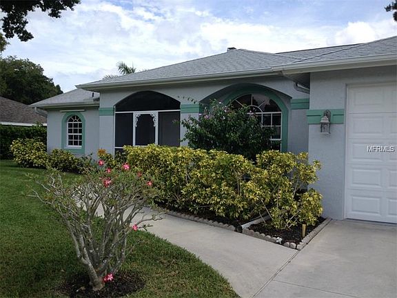 2nd image of 354 Woodvale Dr