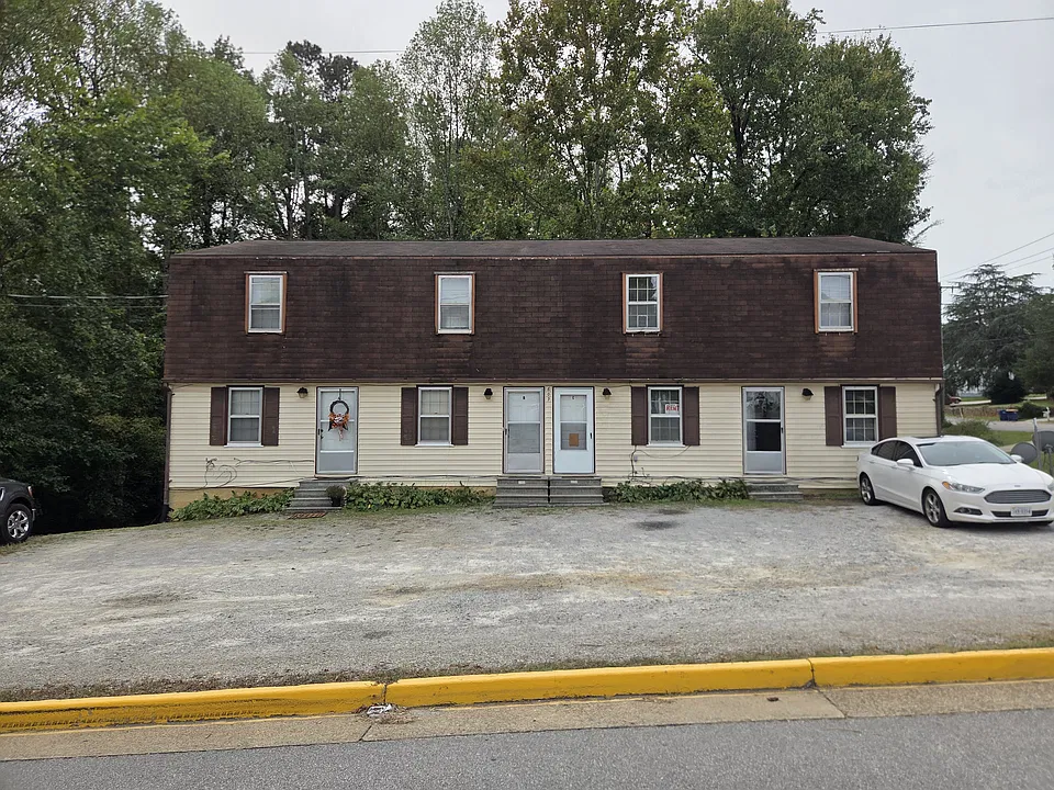 609 W Atlantic St #C
