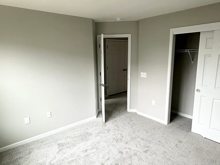 5012 Pebble Ct #5012 — Photo 16
