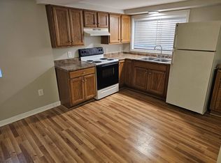 36 Belknap St, Dover, NH 03820