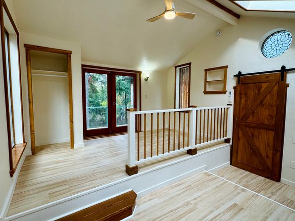 (undisclosed Address)