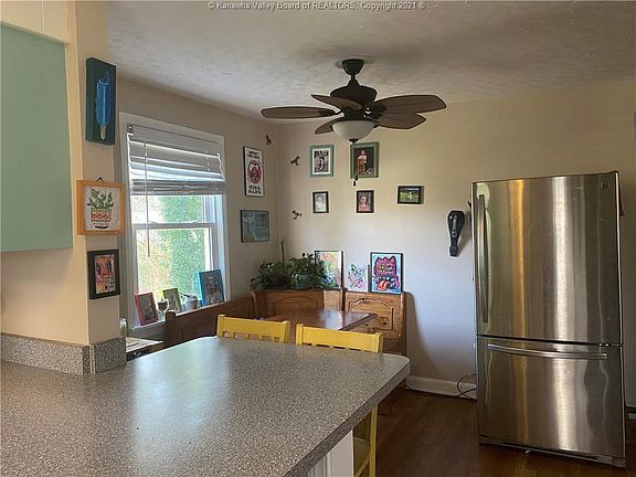 5th image of 1112 Wilkie Dr