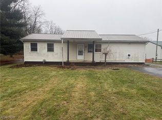 7528 Goodland Ave SE, Waynesburg, OH 44688
