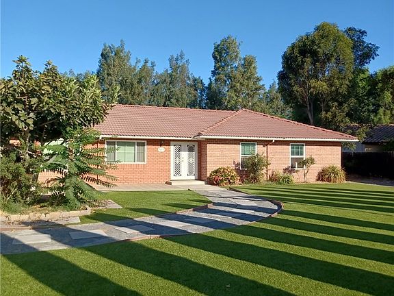 2nd image of 1633 Sunup Cir