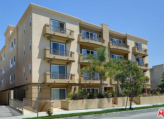 3rd image of 1530 S Centinela Ave Ph 1