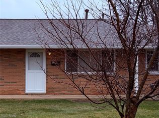 21884 River Oaks Dr APT 2K, Rocky River, OH
