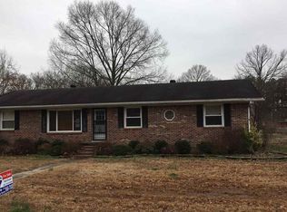 200 Meadowbrook Dr, Martin, TN 38237